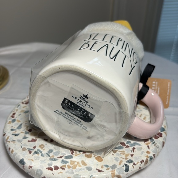 Rae Dunn Sleeping Beauty coffee/tea mug with crown topper - Picture 5 of 5